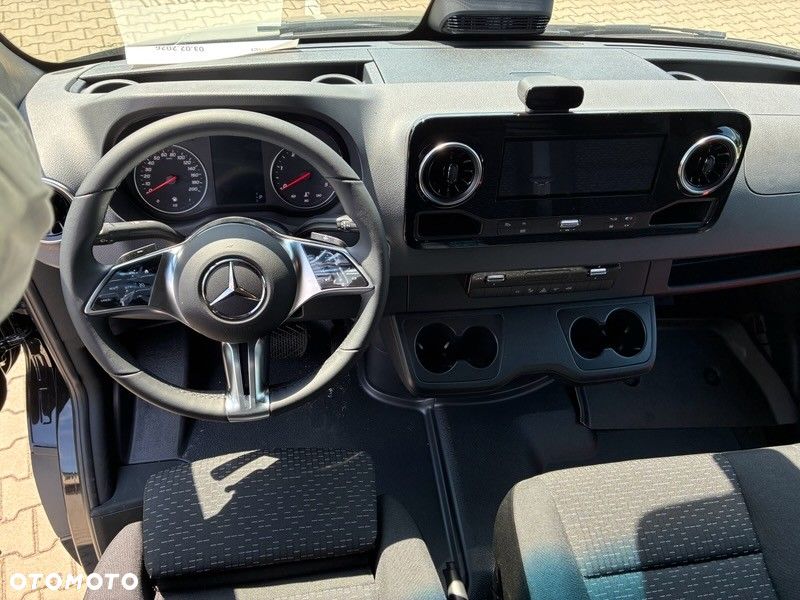 Mercedes-Benz SPRINTER 317 CDI FURGON PRO L2H1 - 10