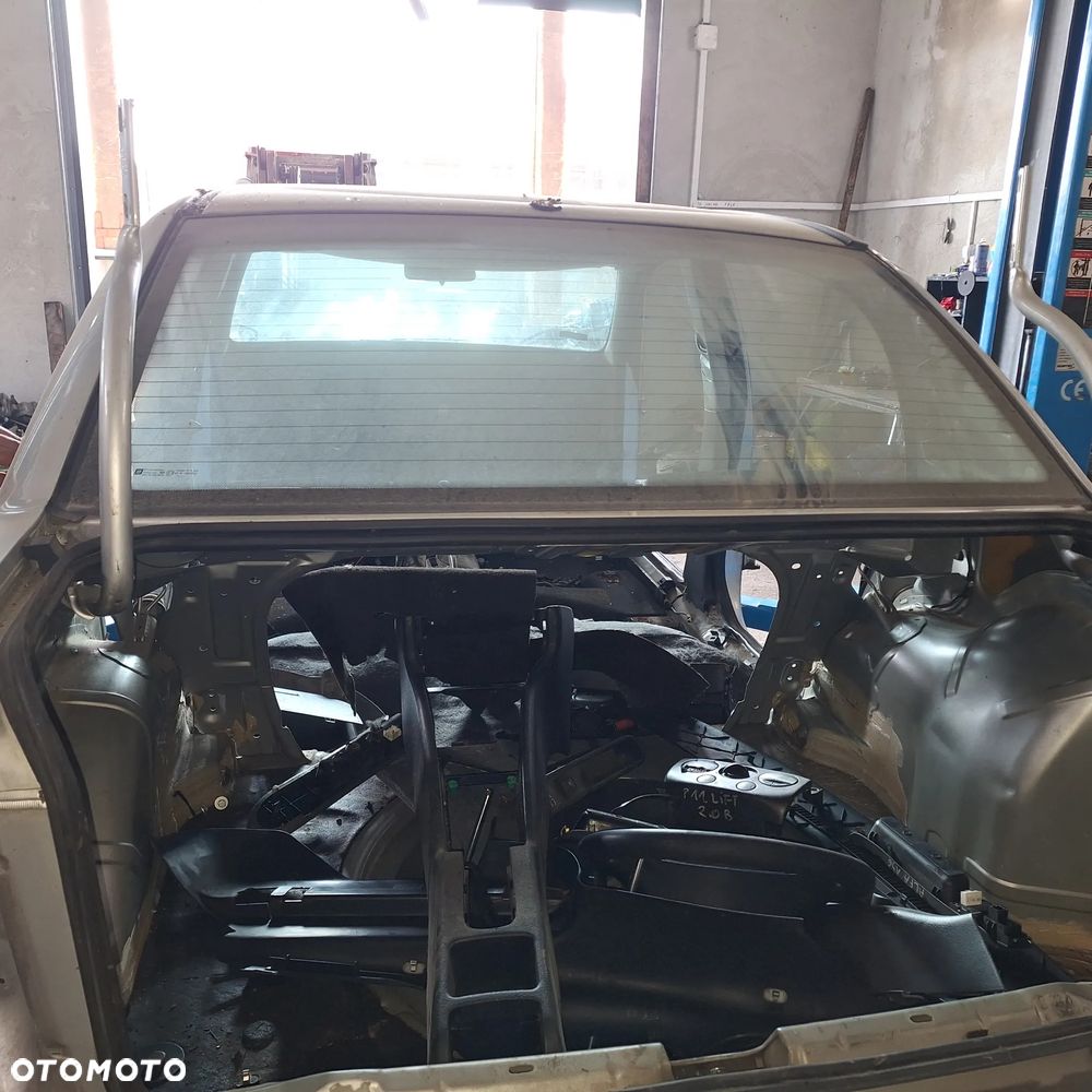 SZYBA TYL TYLNA ASTRA G SEDAN - 2