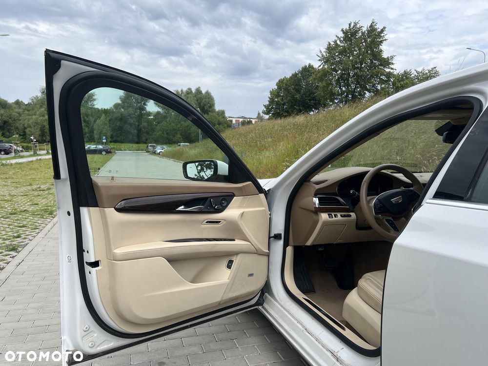 Cadillac CT6 - 8