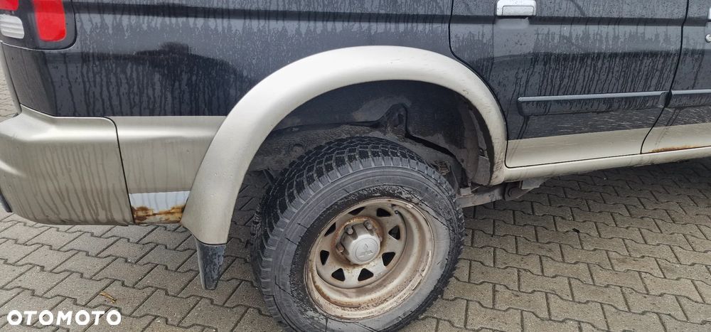Mitsubishi Pajero - 7