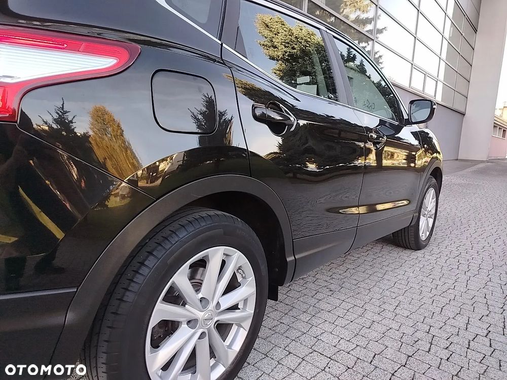 Nissan Qashqai 1.2 DIG-T N-Connecta - 34