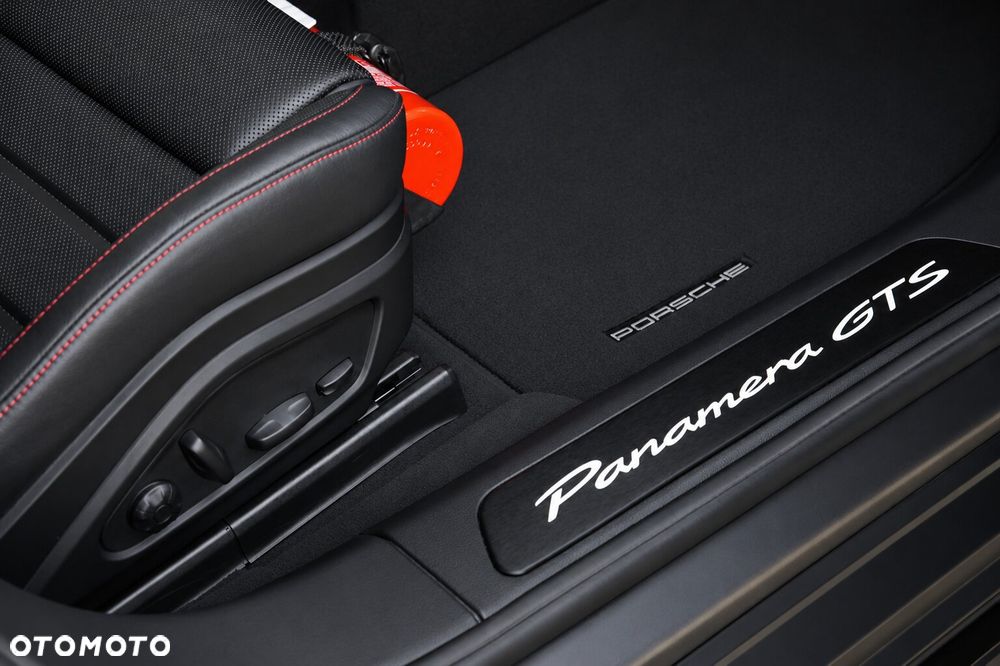 Porsche Panamera GTS - 14