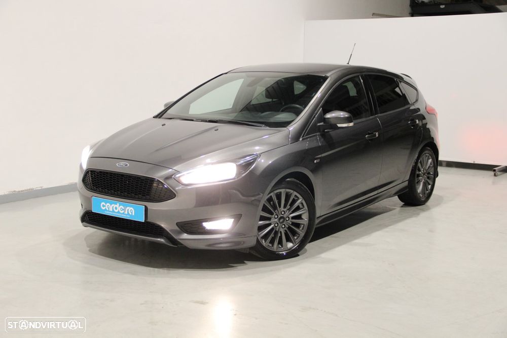 Ford Focus 1.5 TDCi ST-Line - 23