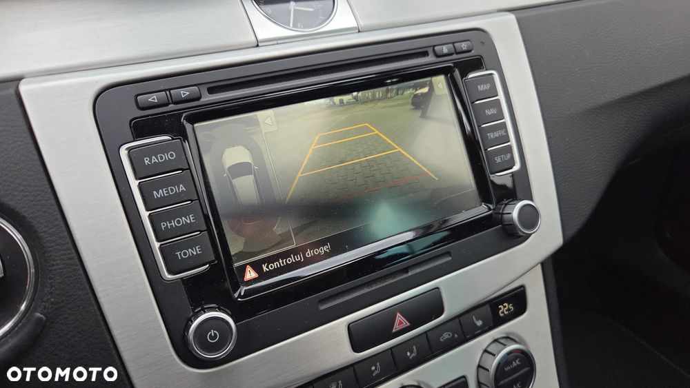 Volkswagen Passat Variant 2.0 TDI 4Motion DSG BlueMotion Tech Highline - 10