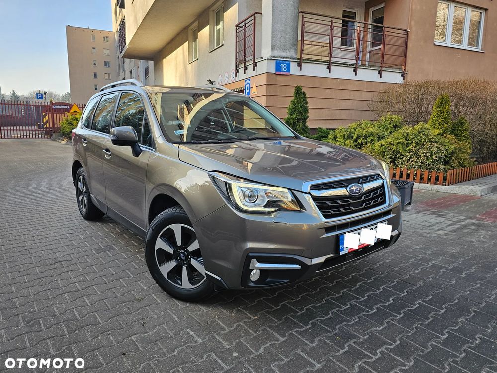 Subaru Forester 2.0 i Exclusive Lineartronic - 1