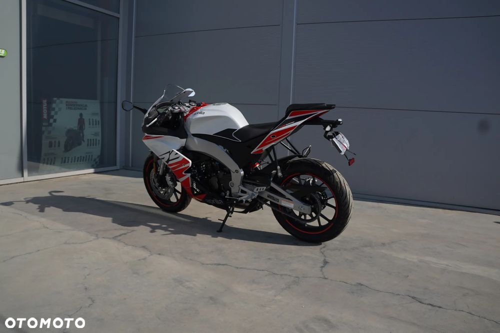 Aprilia RS - 19