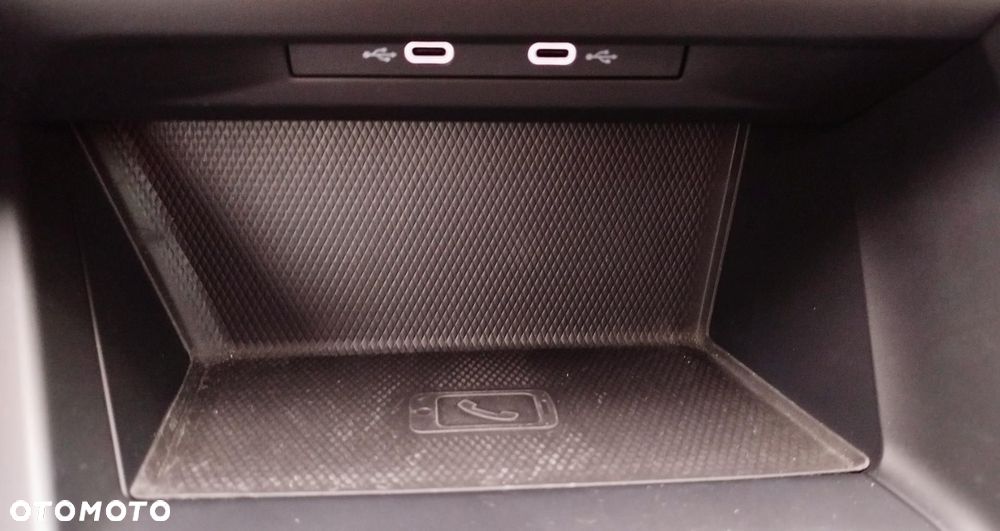 Volkswagen Golf Variant 2.0 TDI SCR DSG Life - 18