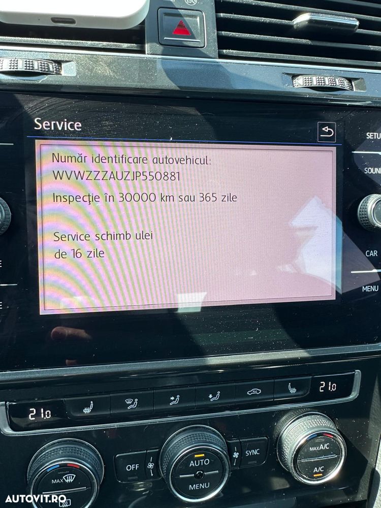 Volkswagen Golf 1.6 TDI Comfortline - 8