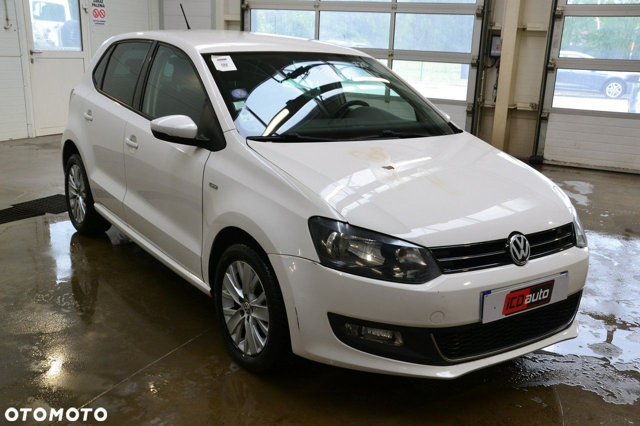 Volkswagen Polo - 1