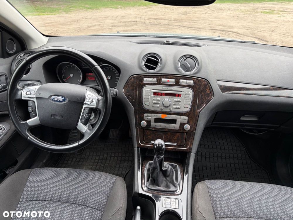 Ford Mondeo - 7