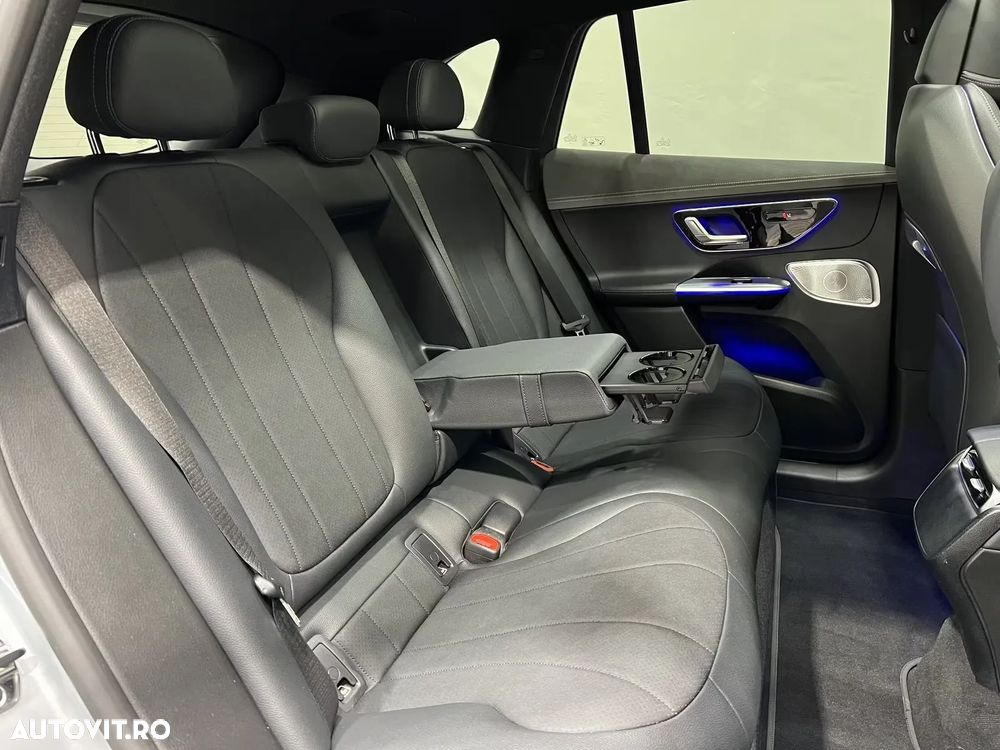 Mercedes-Benz EQE 350+ - 9