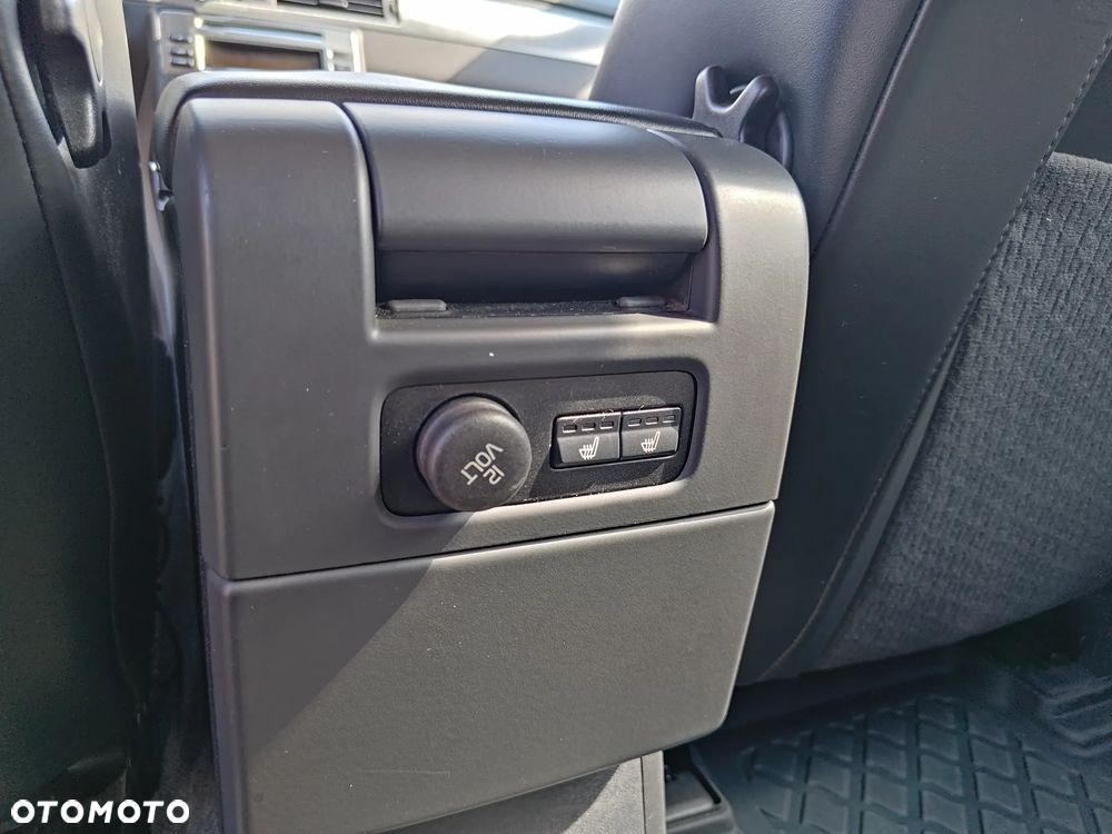 Volvo V70 2.0 Momentum - 23