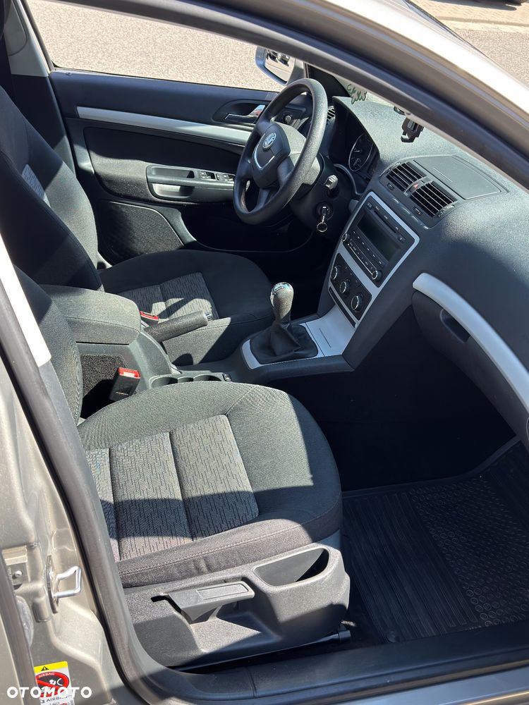 Skoda Octavia 1.4 TSI Ambiente - 9
