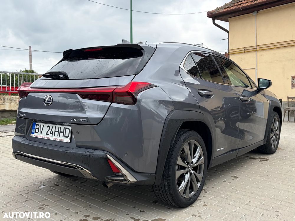 Lexus UX 250h (E-FOUR) F SPORT - 19
