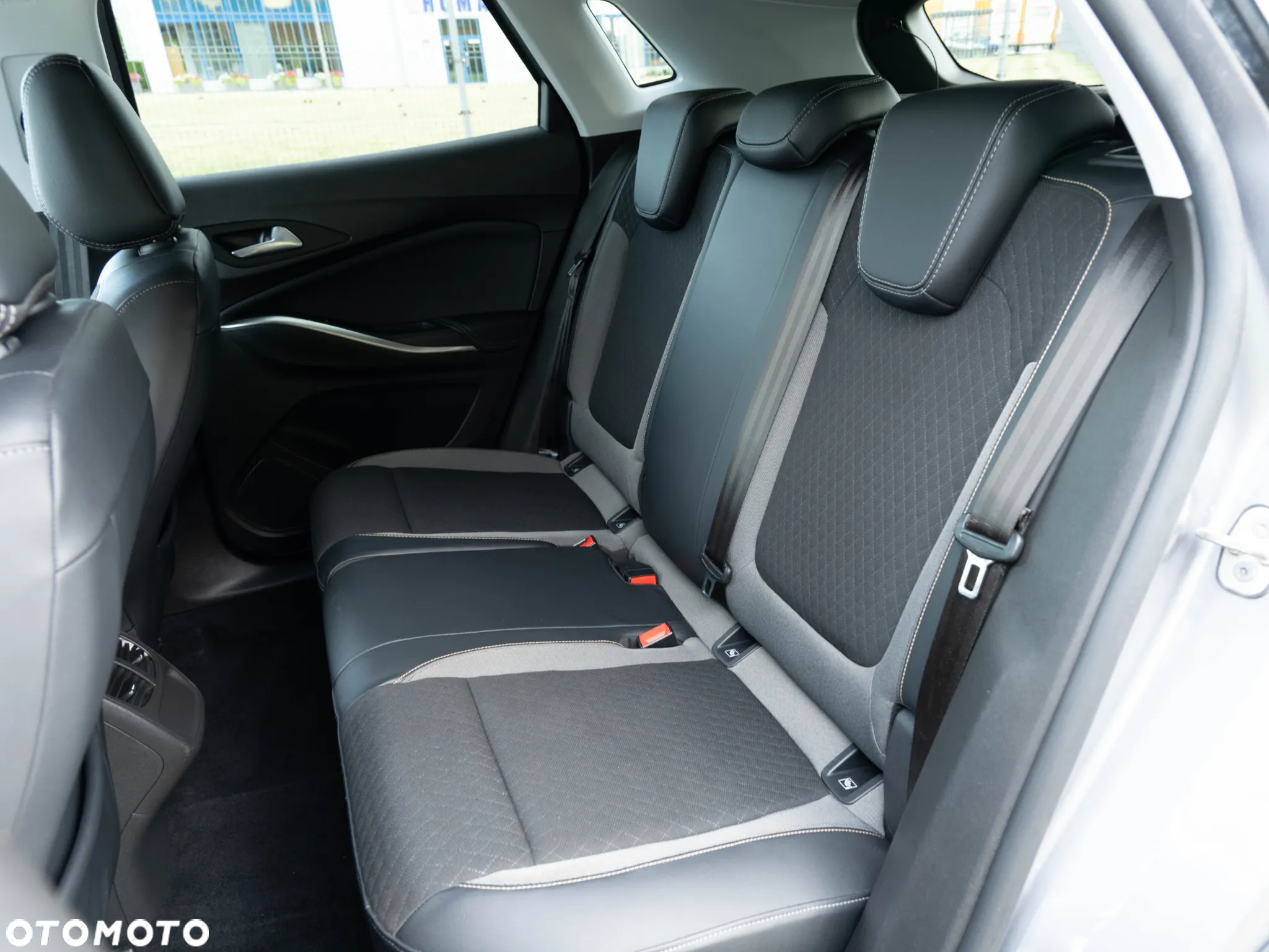 Opel Grandland 1.2 T GS Line S&S - 17