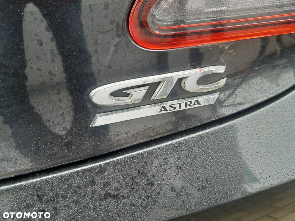 Opel Astra 1.6 Turbo Edition - 18