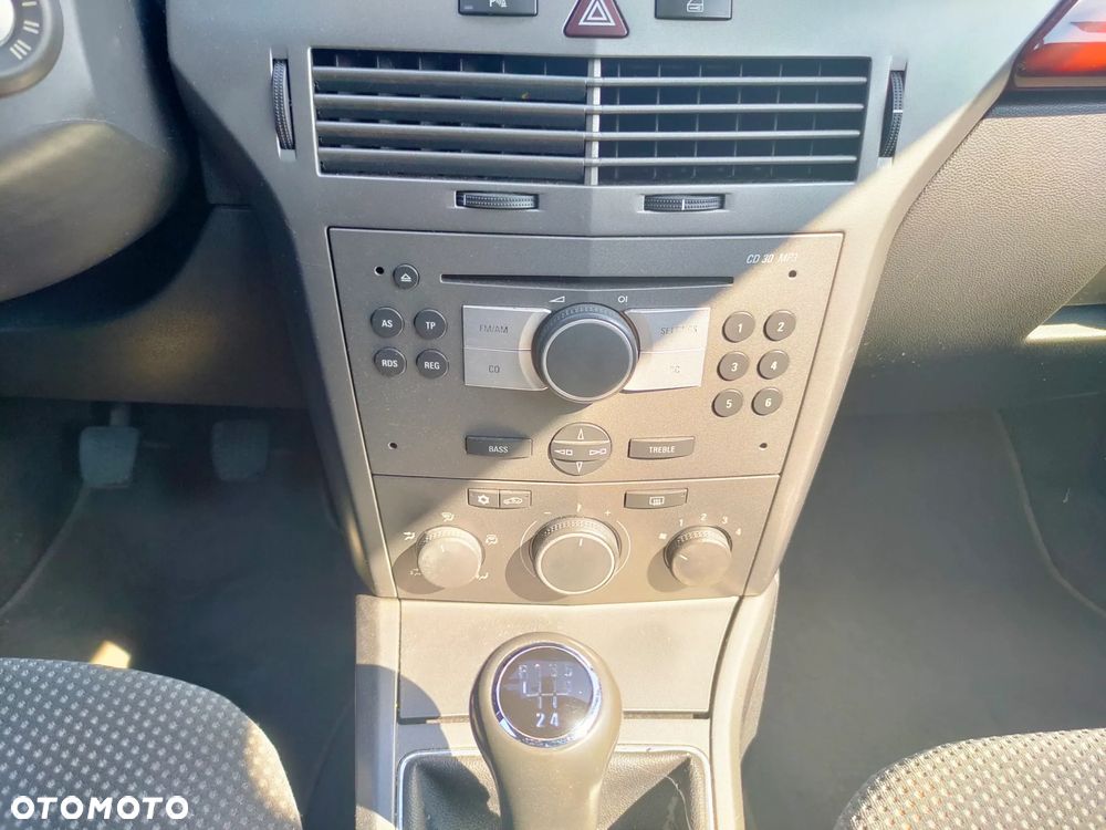 Opel Astra 1.8 Elegance - 25