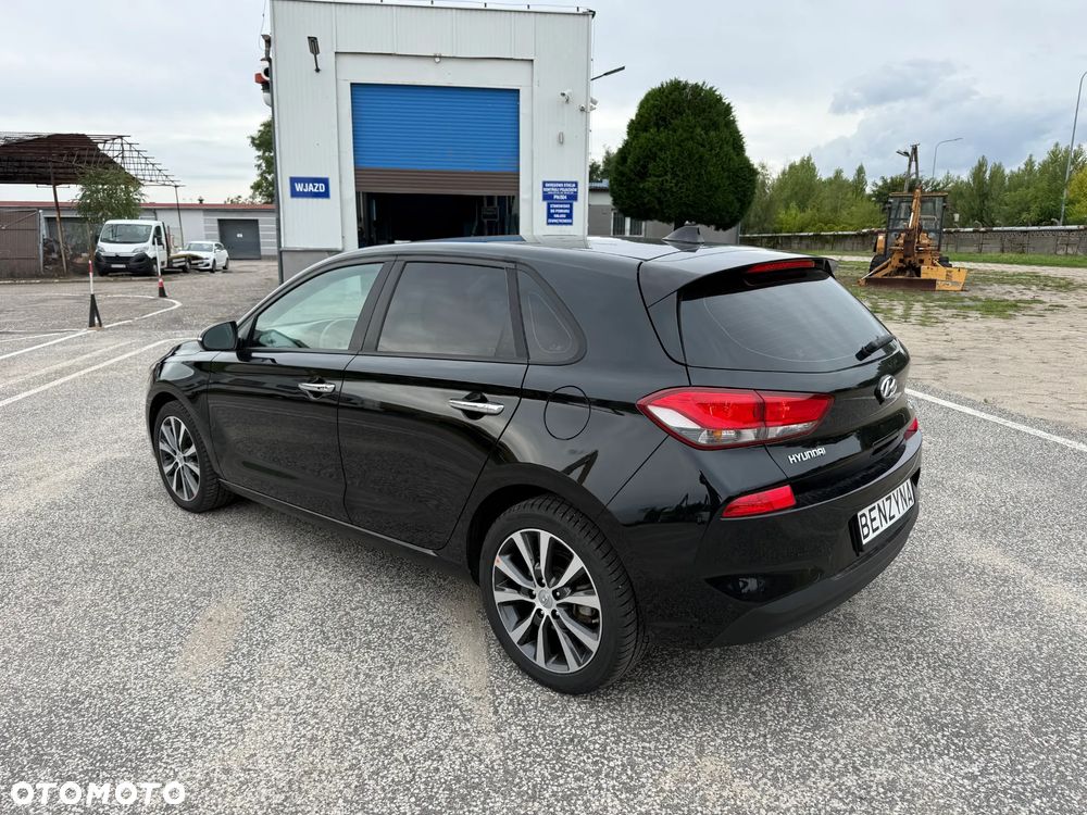 Hyundai i30 1.4 Passion Plus - 36