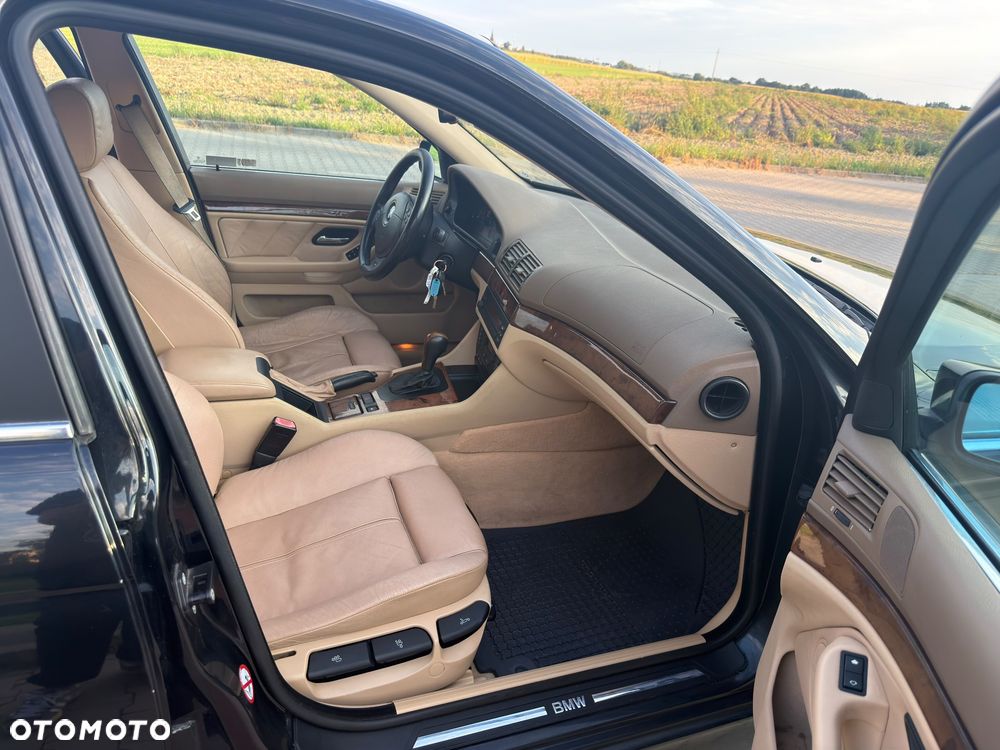 BMW Seria 5 - 19