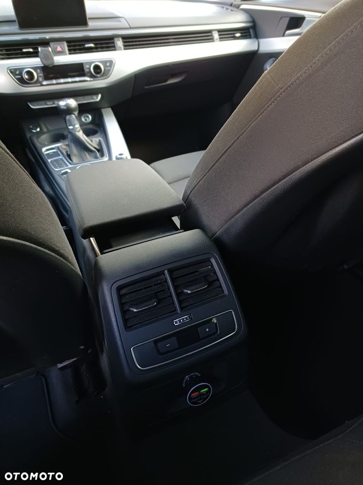 Audi A4 Avant 2.0 TDI - 15