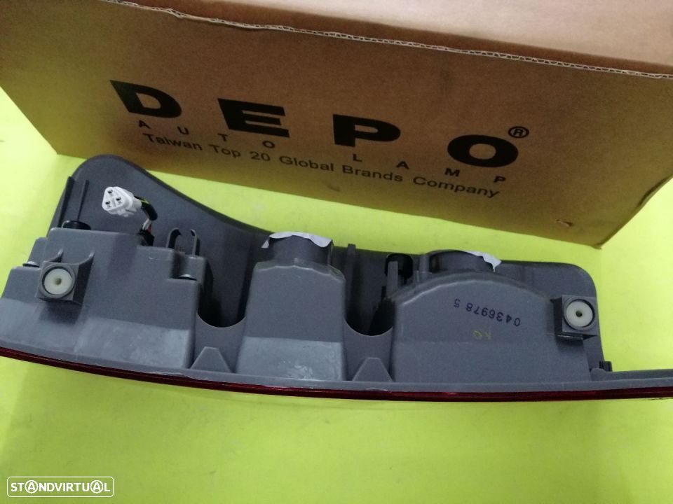 Farolim Led de trás do lado esquerdo Isuzu D-Max 2016-- NOVO - 2