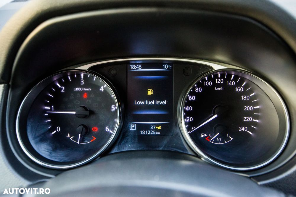 Nissan X-Trail 1.6 dCi Xtronic Tekna - 35