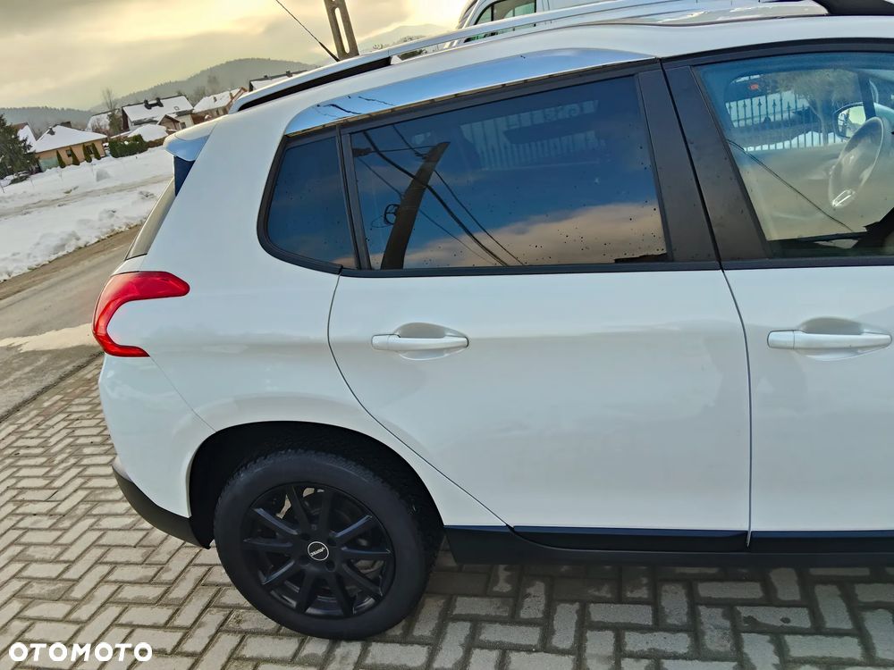 Peugeot 2008 PureTech 82 Allure - 10