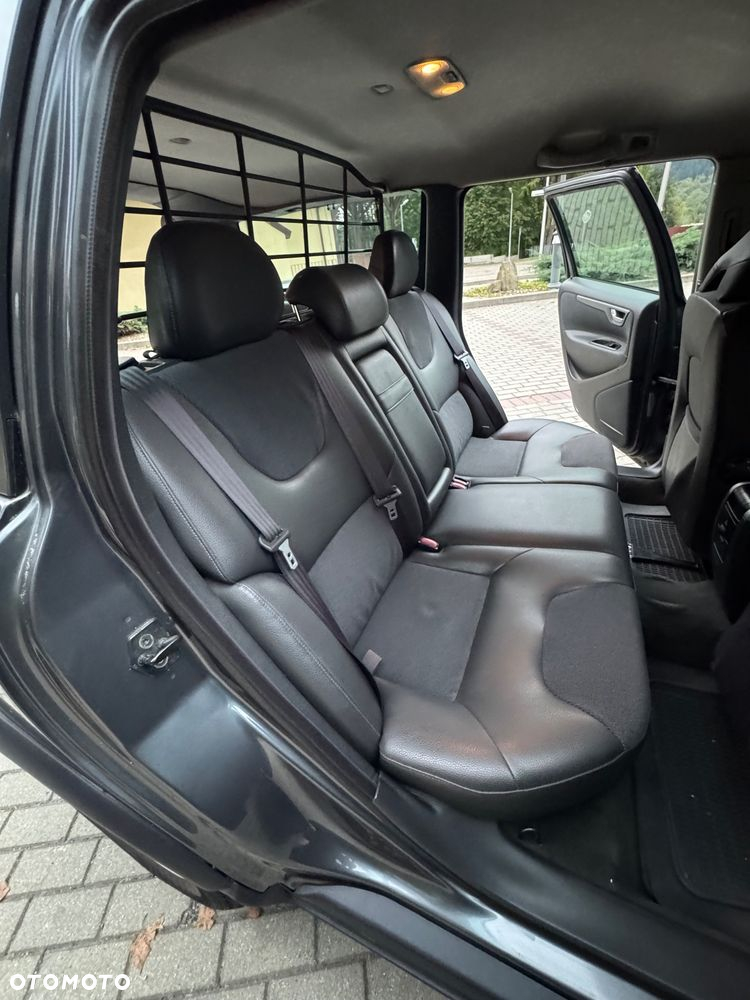 Volvo XC 70 2.4D5 AWD Summum - 14