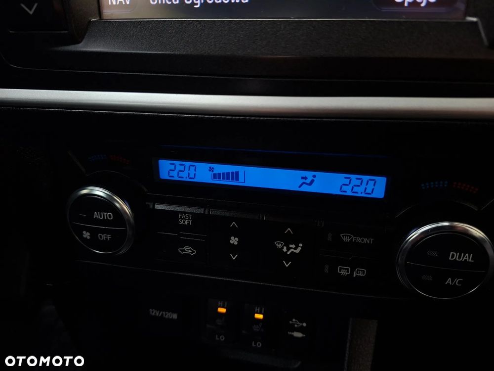 Toyota Auris 1.6 Valvematic Executive - 35