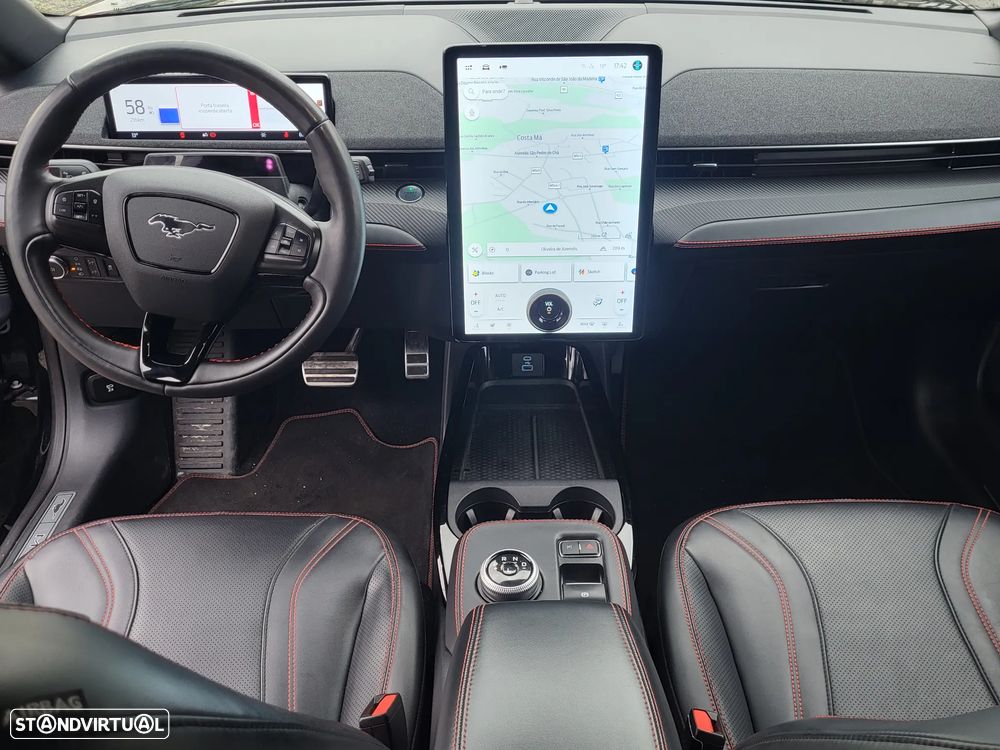 Ford Mustang Mach-E 75.7 kWh Premium AWD - 8