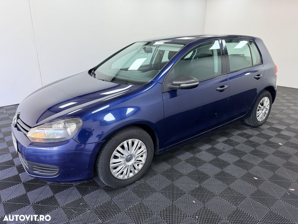 Volkswagen Golf 1.6 TDI DPF Trendline - 5
