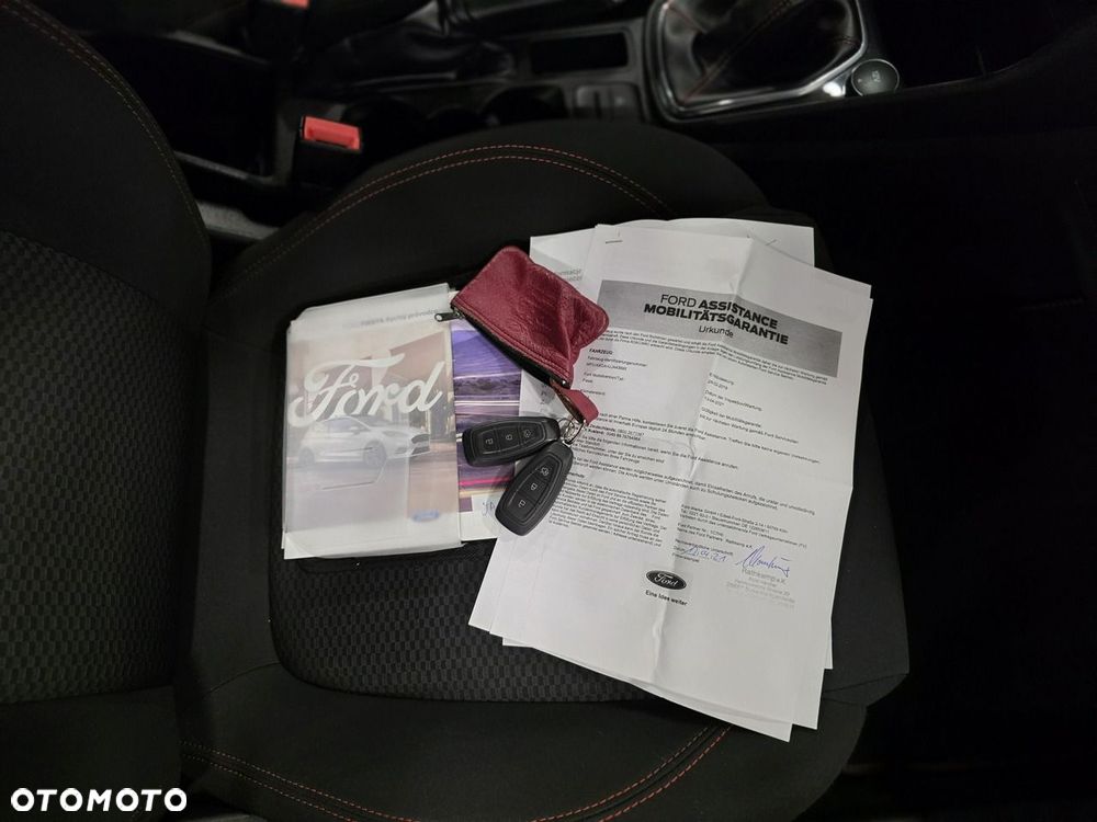 Ford Fiesta 1.1 ST-Line - 31