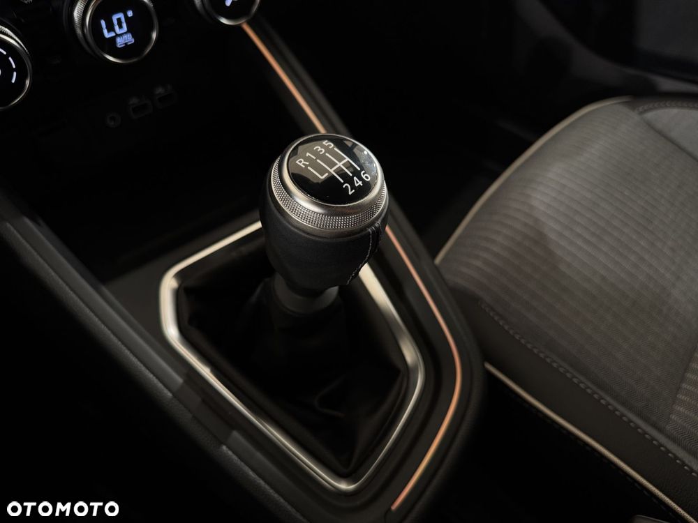 Renault Clio - 26