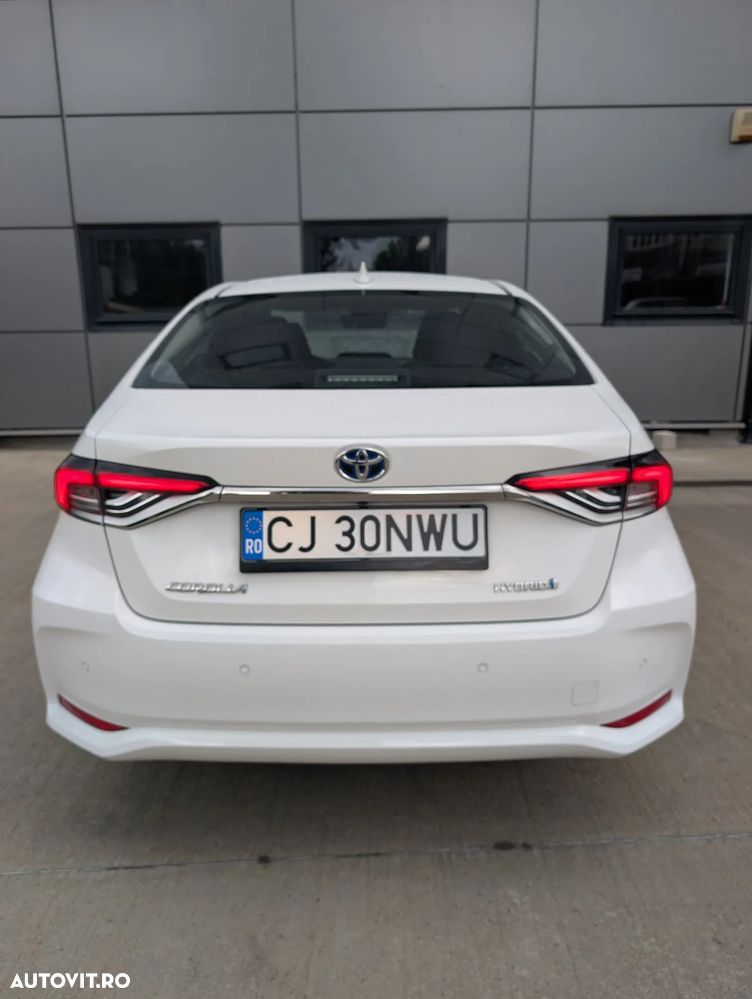 TOYOTA Corolla 2022 — imagine 3