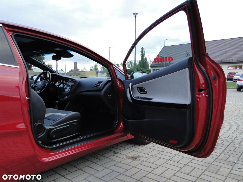 Kia ProCeed 1.6 GDI DCT Spirit - 17