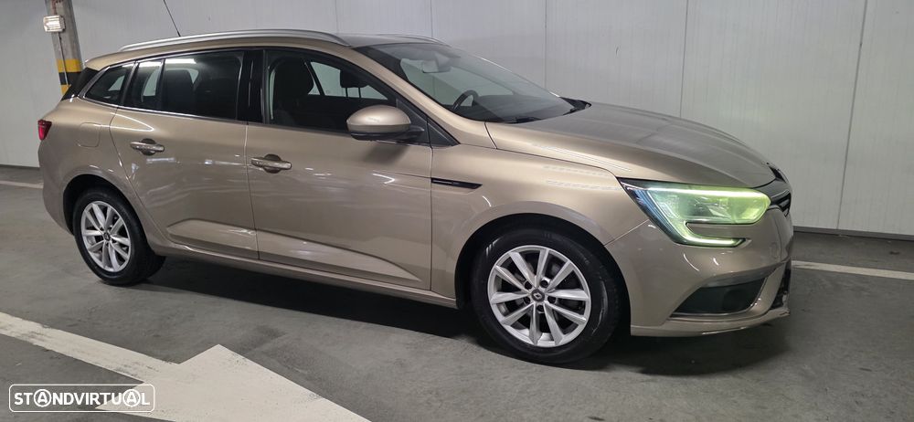 Renault Mégane Sport Tourer ENERGY dCi 130 BOSE EDITION - 2