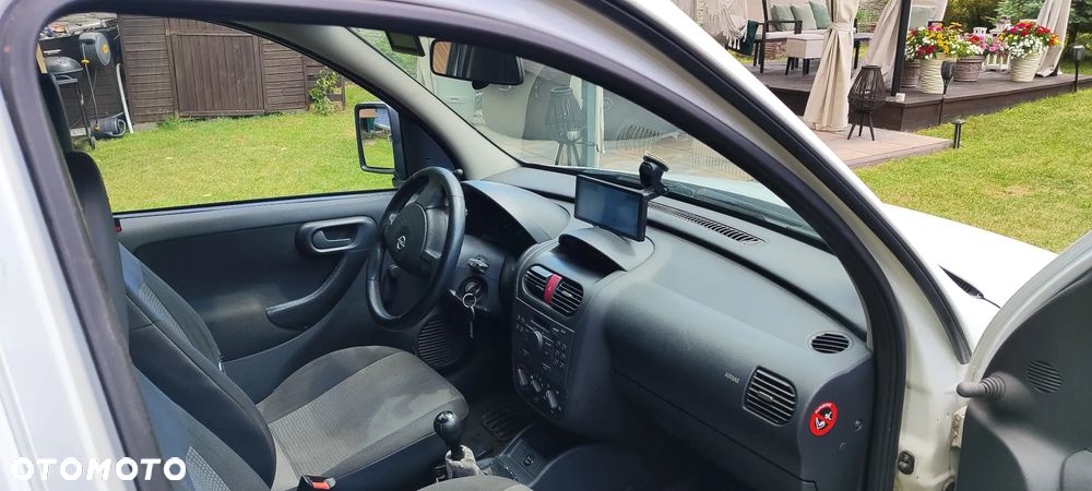 Opel Combo - 9