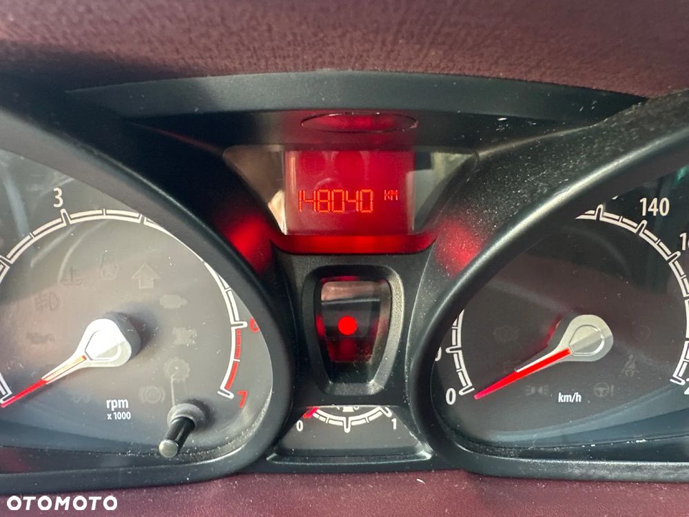 Ford Fiesta 1.25 Ambiente - 22