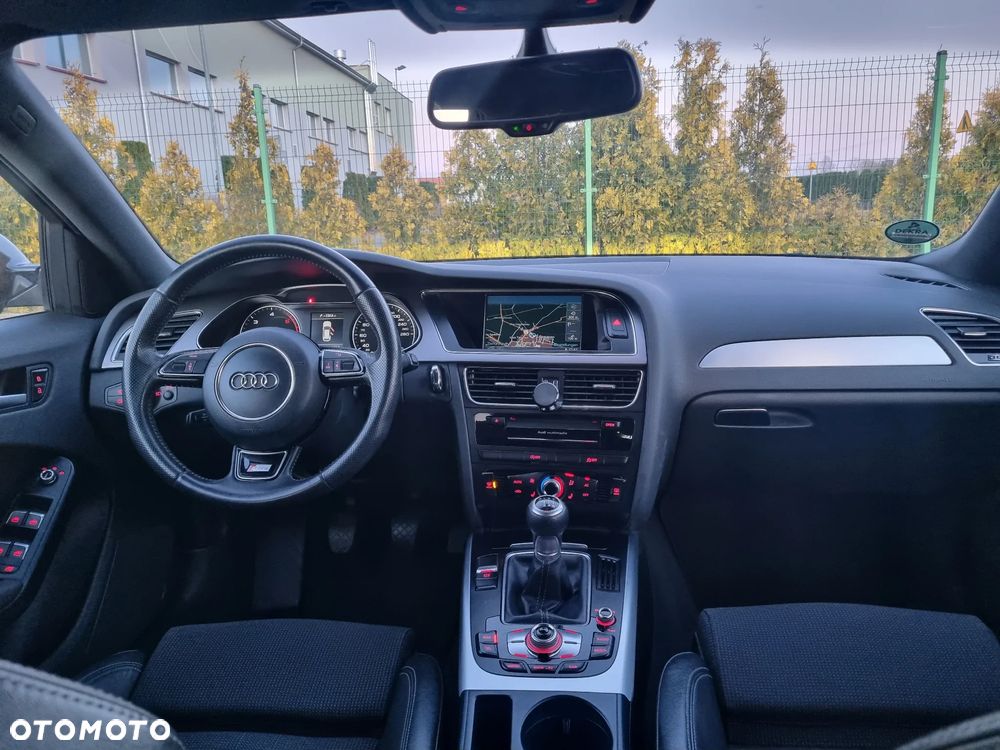 Audi A4 Avant 2.0 TDI DPF S line Sportpaket - 35