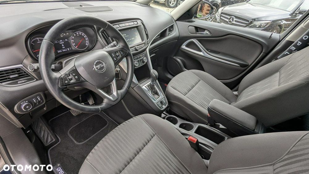 Opel Zafira - 14