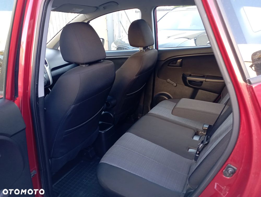 Kia Venga 1.4 M - 11