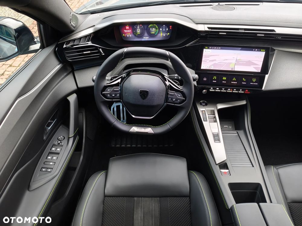Peugeot 408 1.2 PureTech mHEV GT Exclusive S&S e-DSC6 - 25