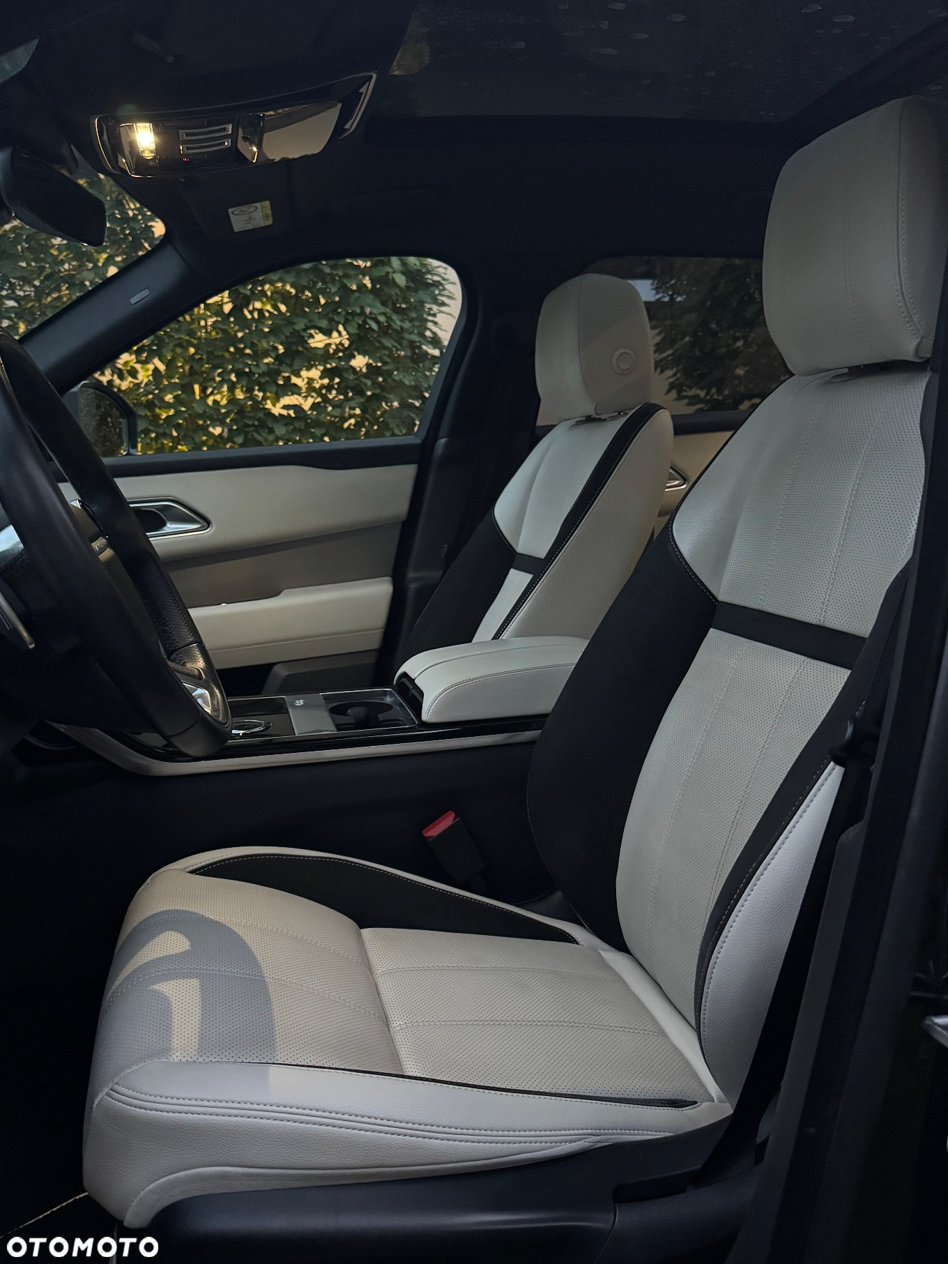 Land Rover Range Rover Velar 2.0 Si4 GPF R-Dynamic - 19