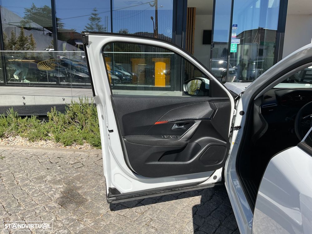 Peugeot 2008 1.2 PureTech Active - 20