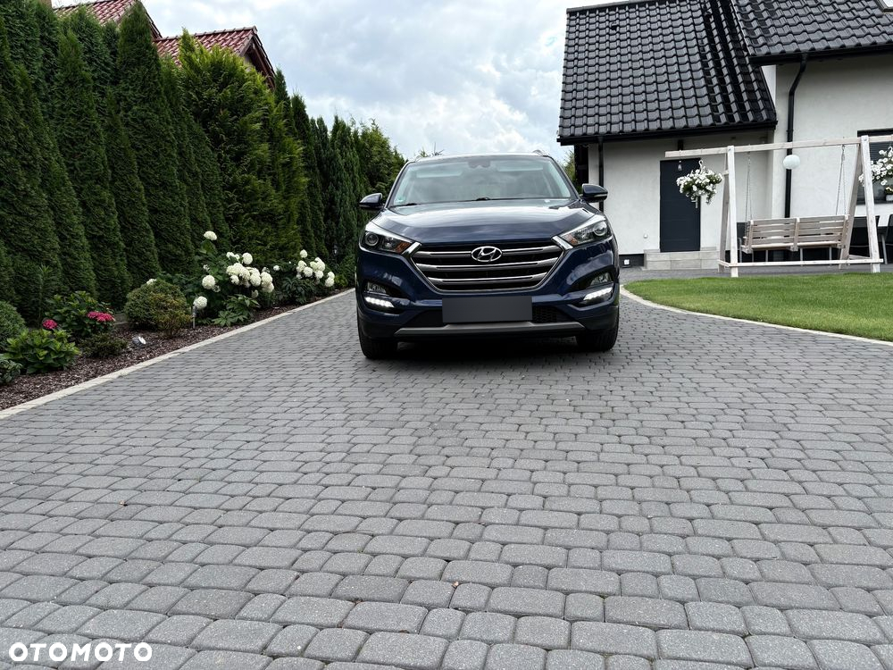 Hyundai Tucson 2.0 CRDi 4WD Automatik Advantage - 12
