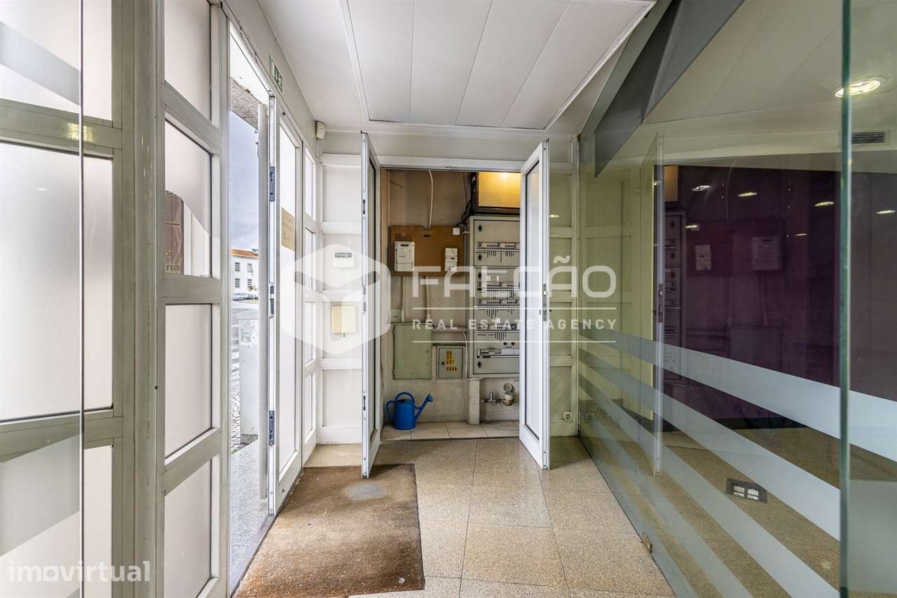 Loja T3 Arrendamento em Santarém (Marvila), Santa Iria da Ribeira de S - Grande imagem: 3/46