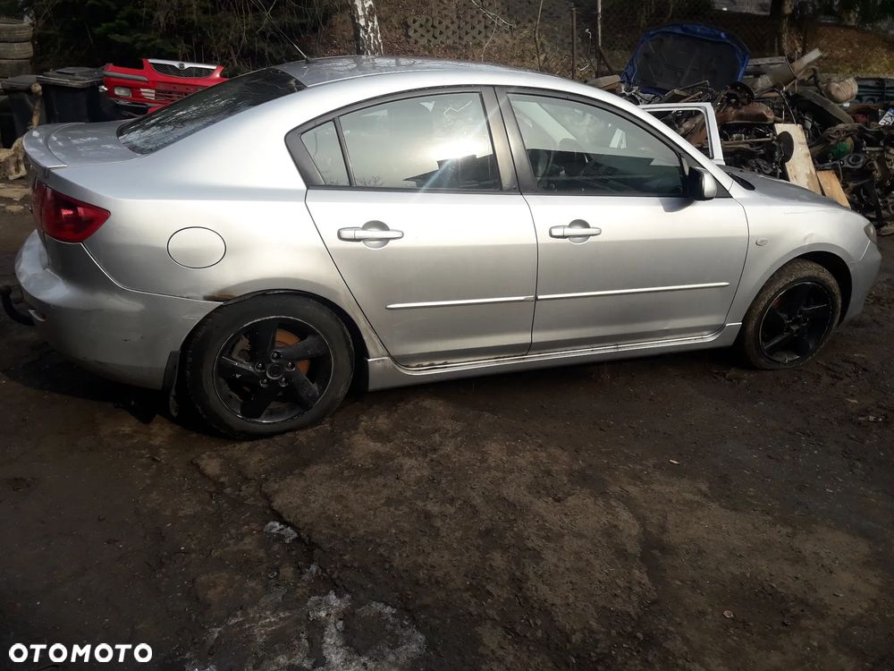 Mazda 3 BK 03-09  Sedan Maska szyba pas zamek belka zderzak pas atrapa 22 - 12