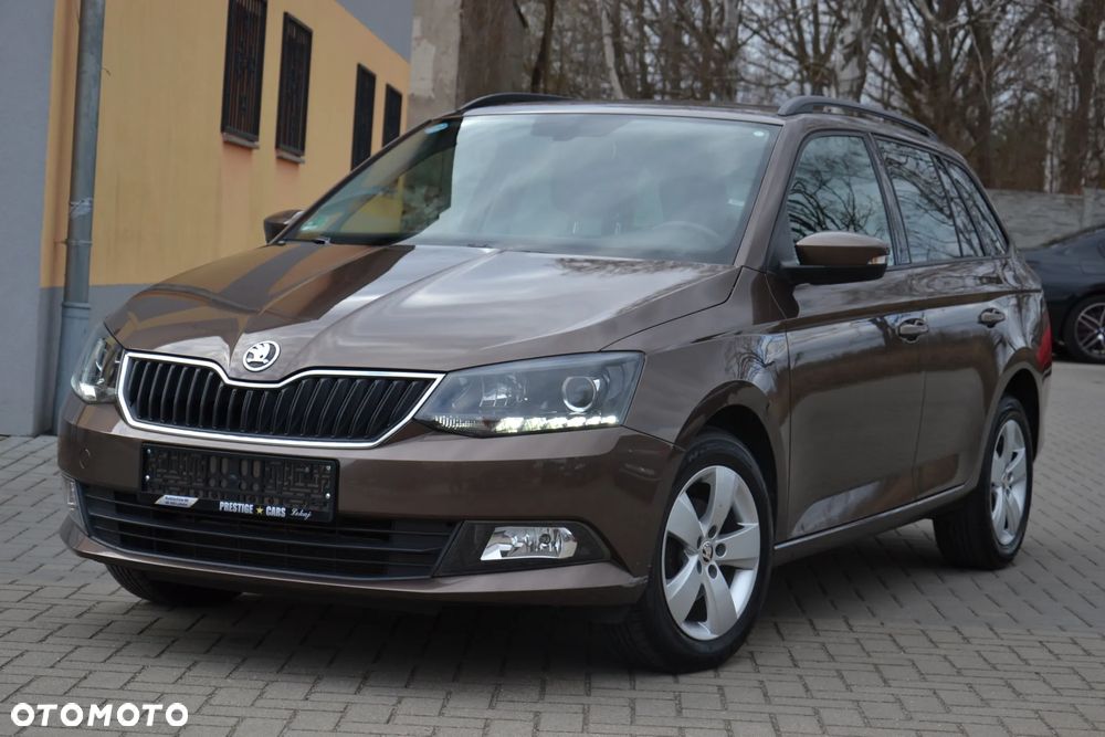 Skoda Fabia 1.0 TSI Style Color