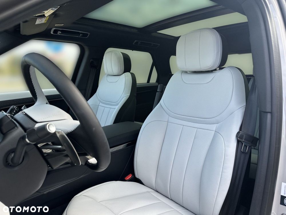 Land Rover Range Rover Sport - 16