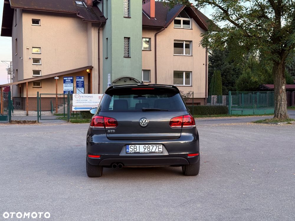 Volkswagen Golf 2.0 TDI GTD - 3